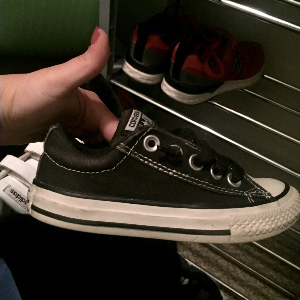 Converse mid street